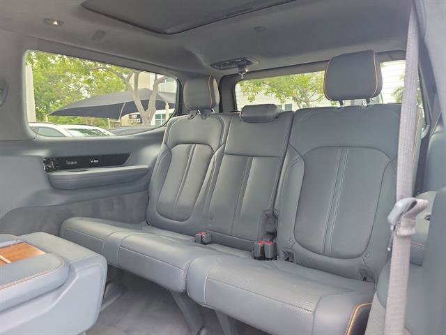 Used 2023 Jeep Grand Wagoneer Series II image 36