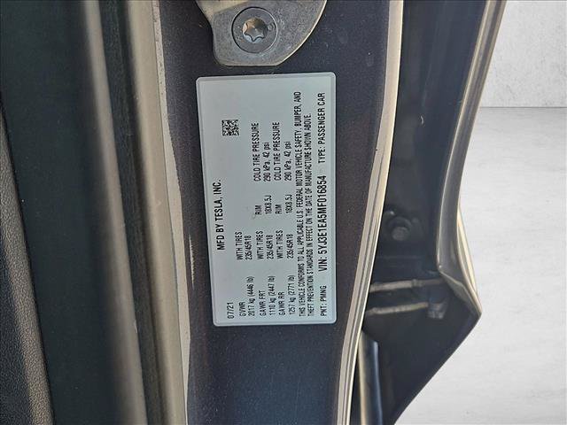 Used 2021 Tesla Model 3 Standard Range Plus RWD image 18