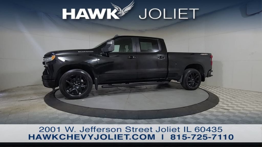 Used 2024 Chevrolet Silverado 1500 RST w/ Max Trailering Package AWD/4WD image 4