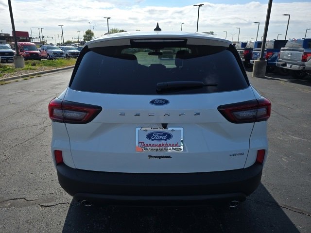 New 2026 Ford Escape ST-Line w/ Cold Weather Package image 4