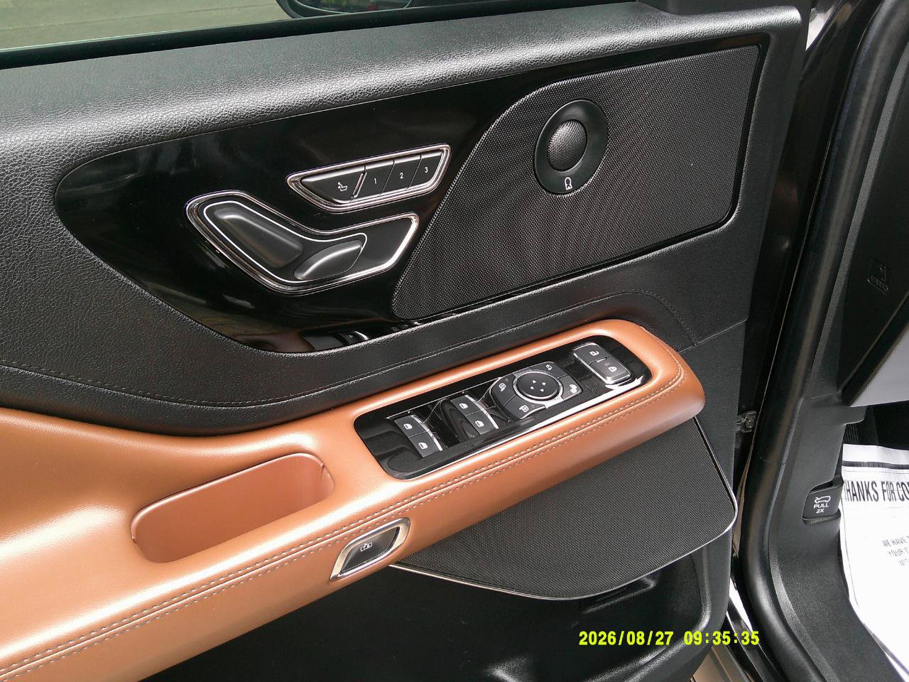 Used 2023 Lincoln Aviator Reserve w/ Equipment Group 201A RWD image 9