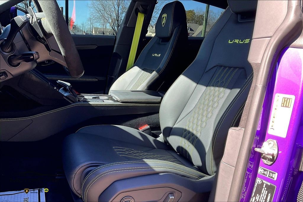 Used 2023 Lamborghini Urus Performante image 22