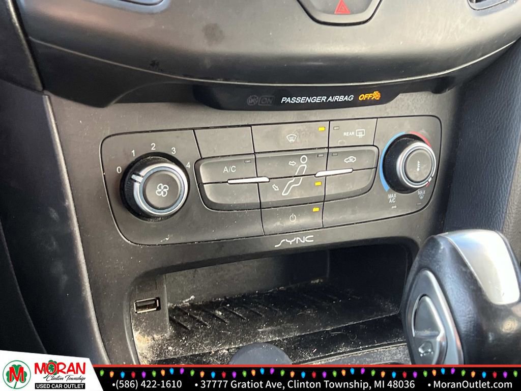 Used 2015 Ford Focus SE image 20
