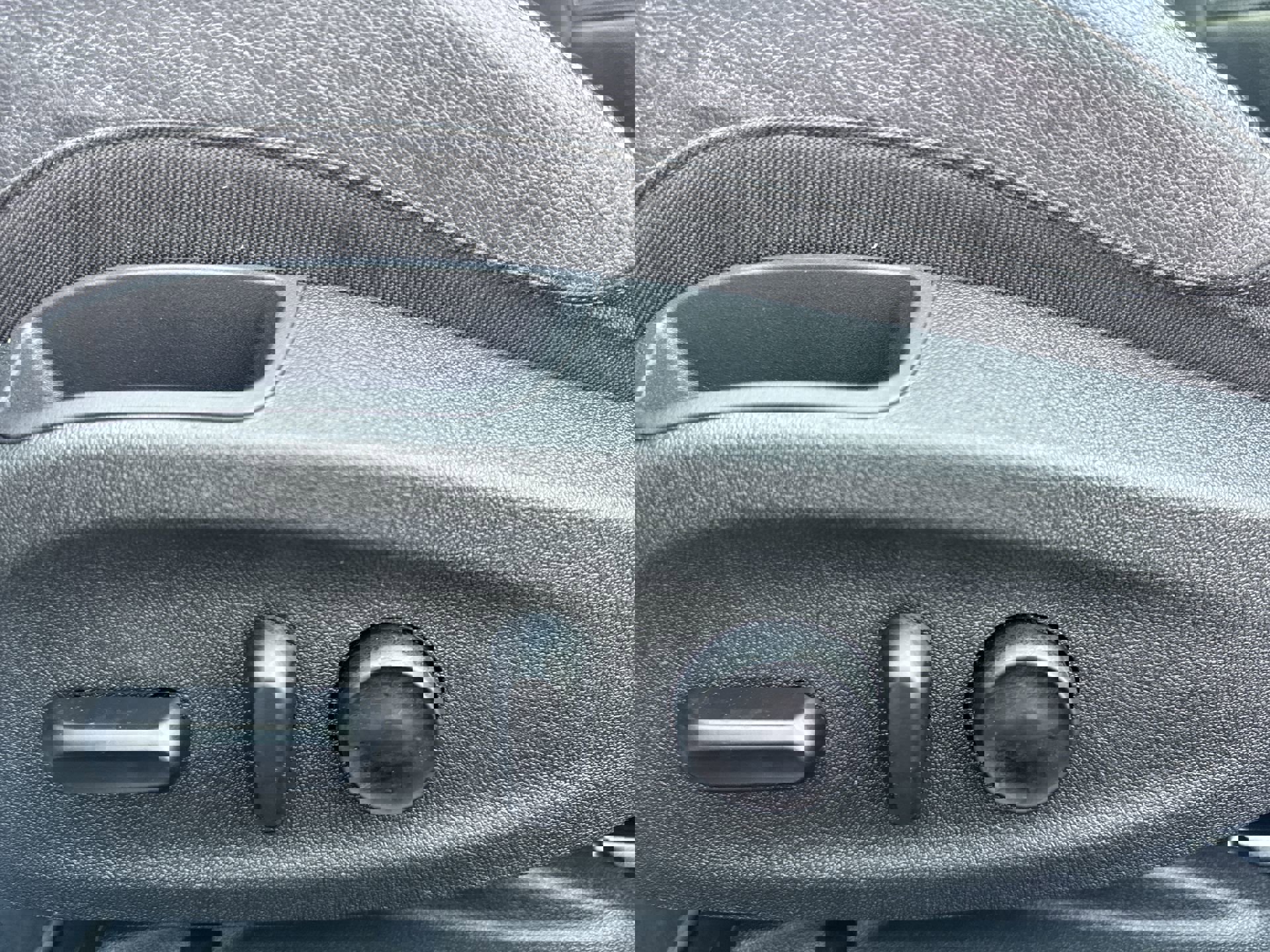 Used 2016 Buick Cascada Premium FWD image 12