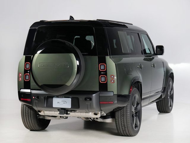 New 2026 Land Rover Defender 110 X-Dynamic SE AWD/4WD image 2
