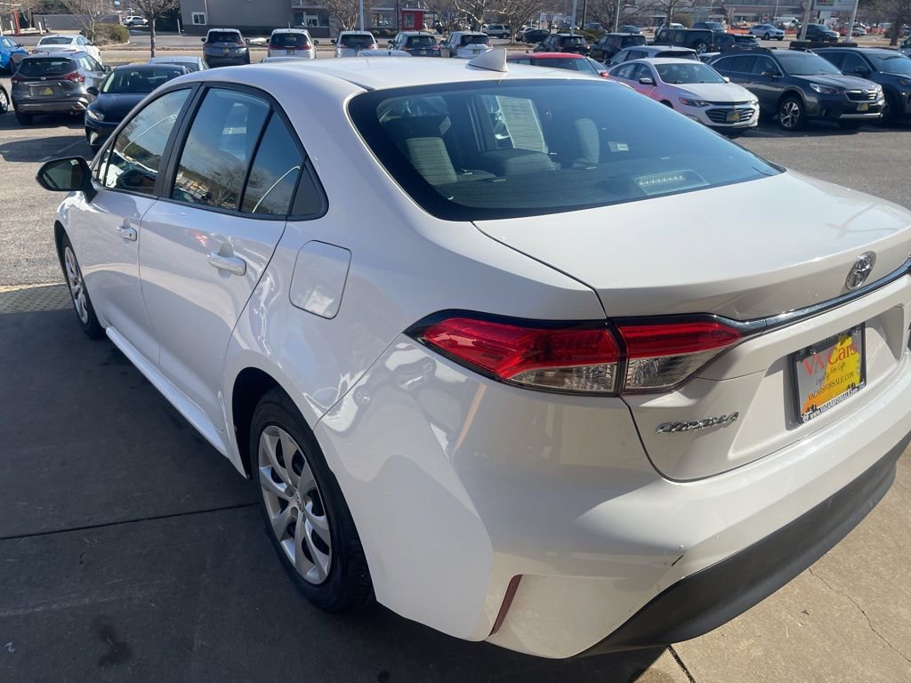 Used 2024 Toyota Corolla LE image 6