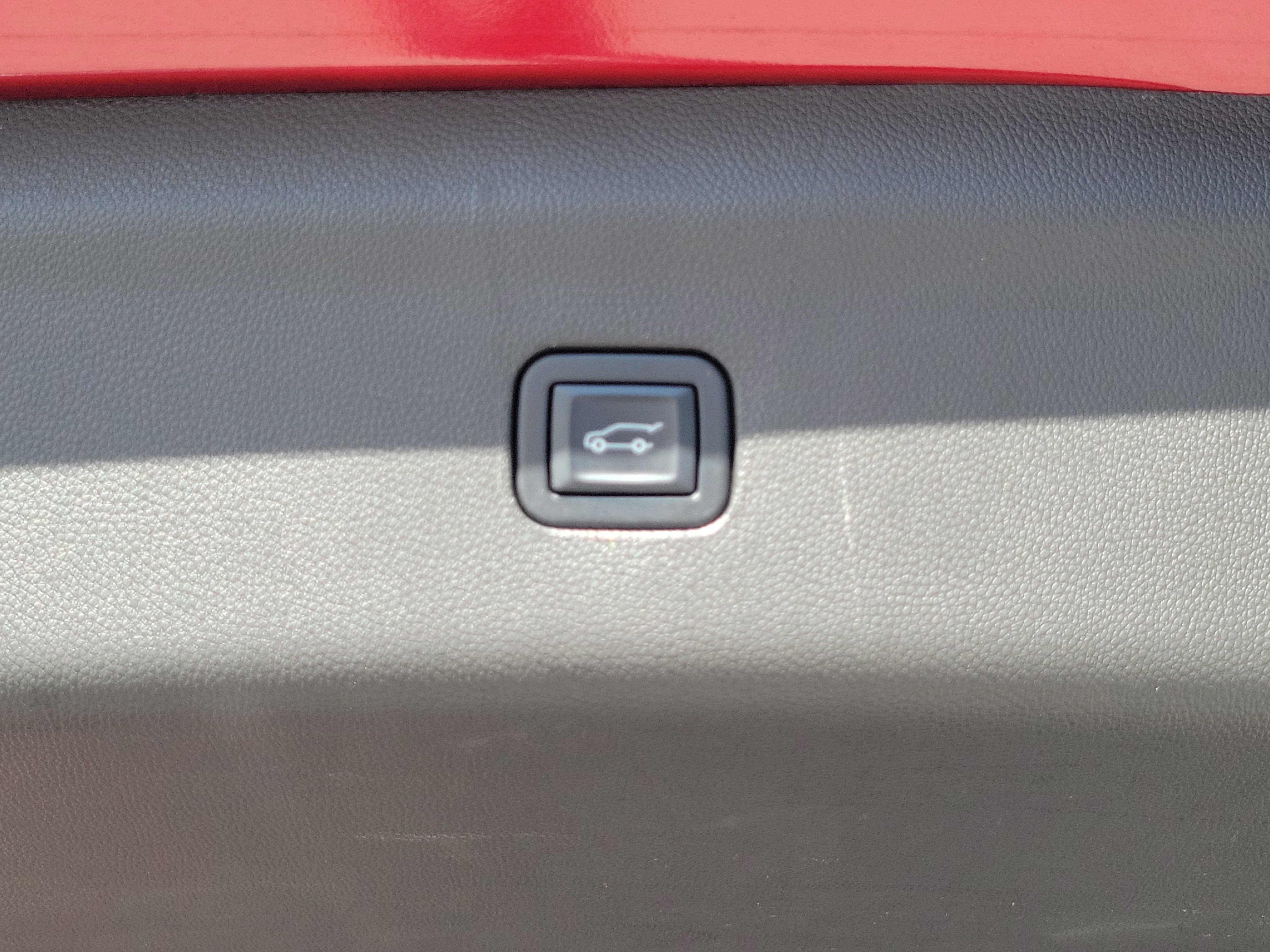 Used 2022 Buick Enclave Premium w/ Experience Buick Package image 18