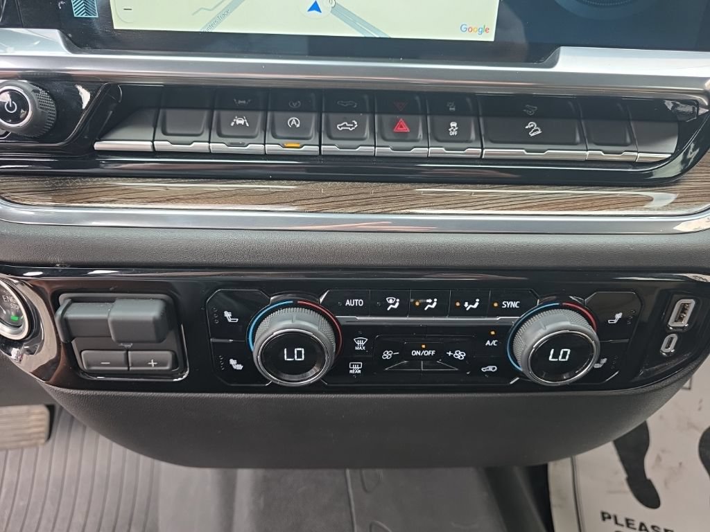 Used 2024 Chevrolet Silverado 1500 LT AWD/4WD image 22