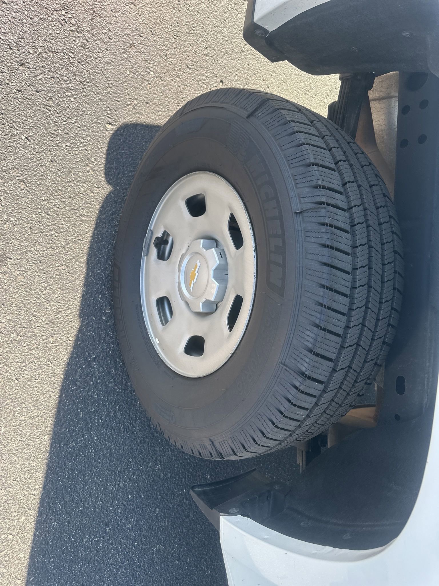 Used 2018 Chevrolet Colorado W/T AWD/4WD image 14
