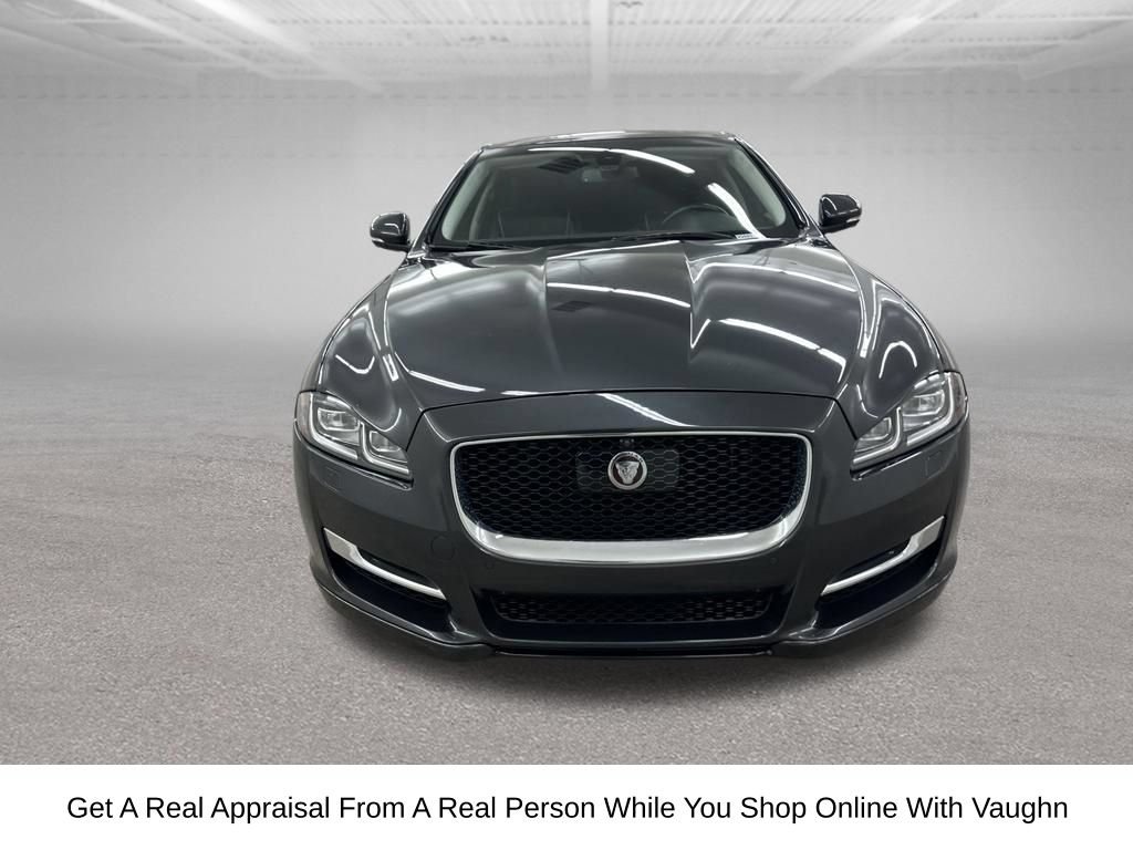 Used 2016 Jaguar XJ R-Sport AWD/4WD image 4