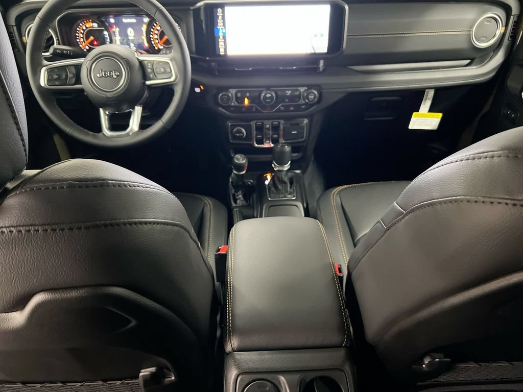 New 2026 Jeep Wrangler Unlimited Sahara AWD/4WD image 10