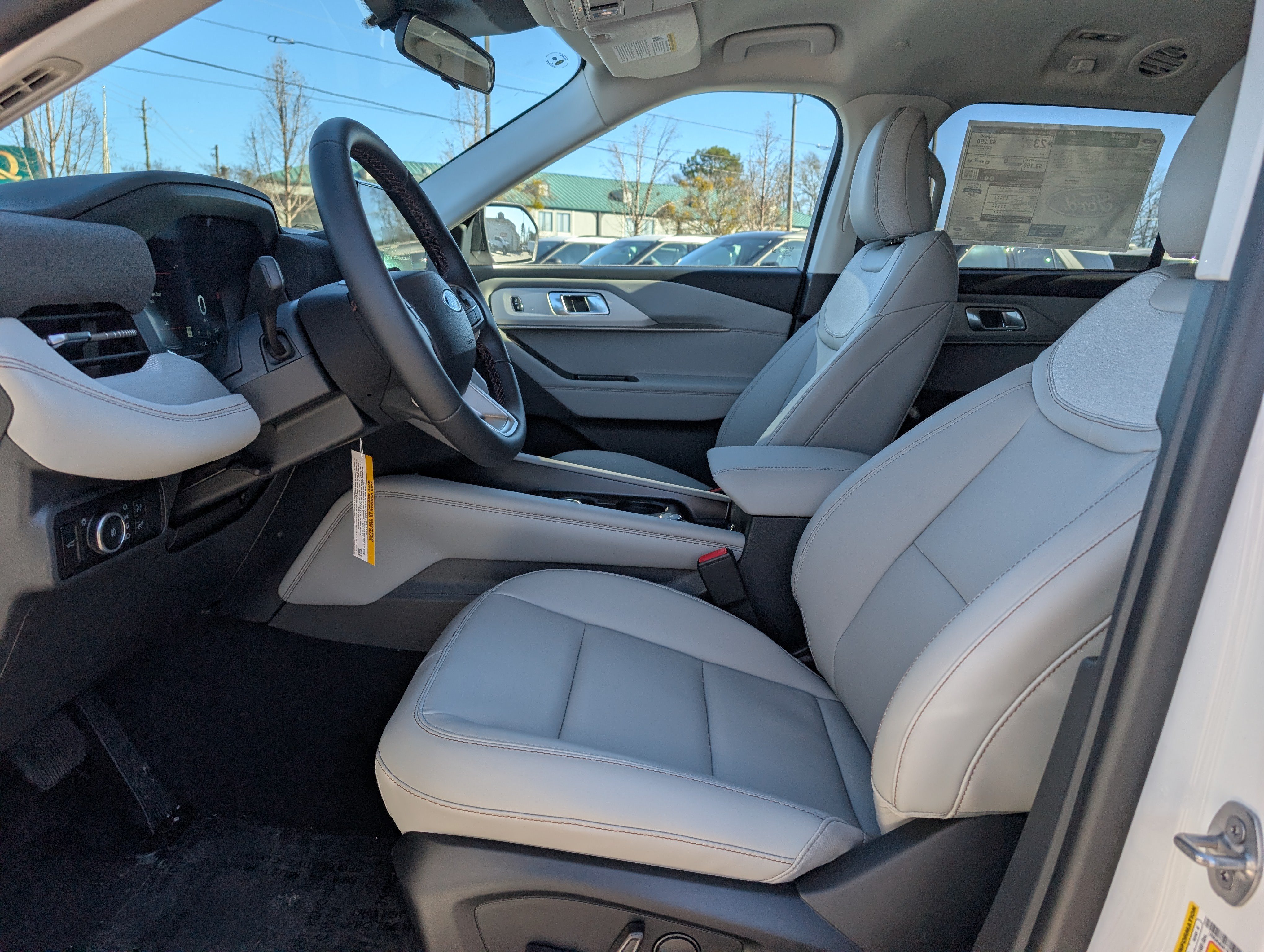 New 2026 Ford Explorer Active w/ Active Comfort Package AWD/4WD image 19