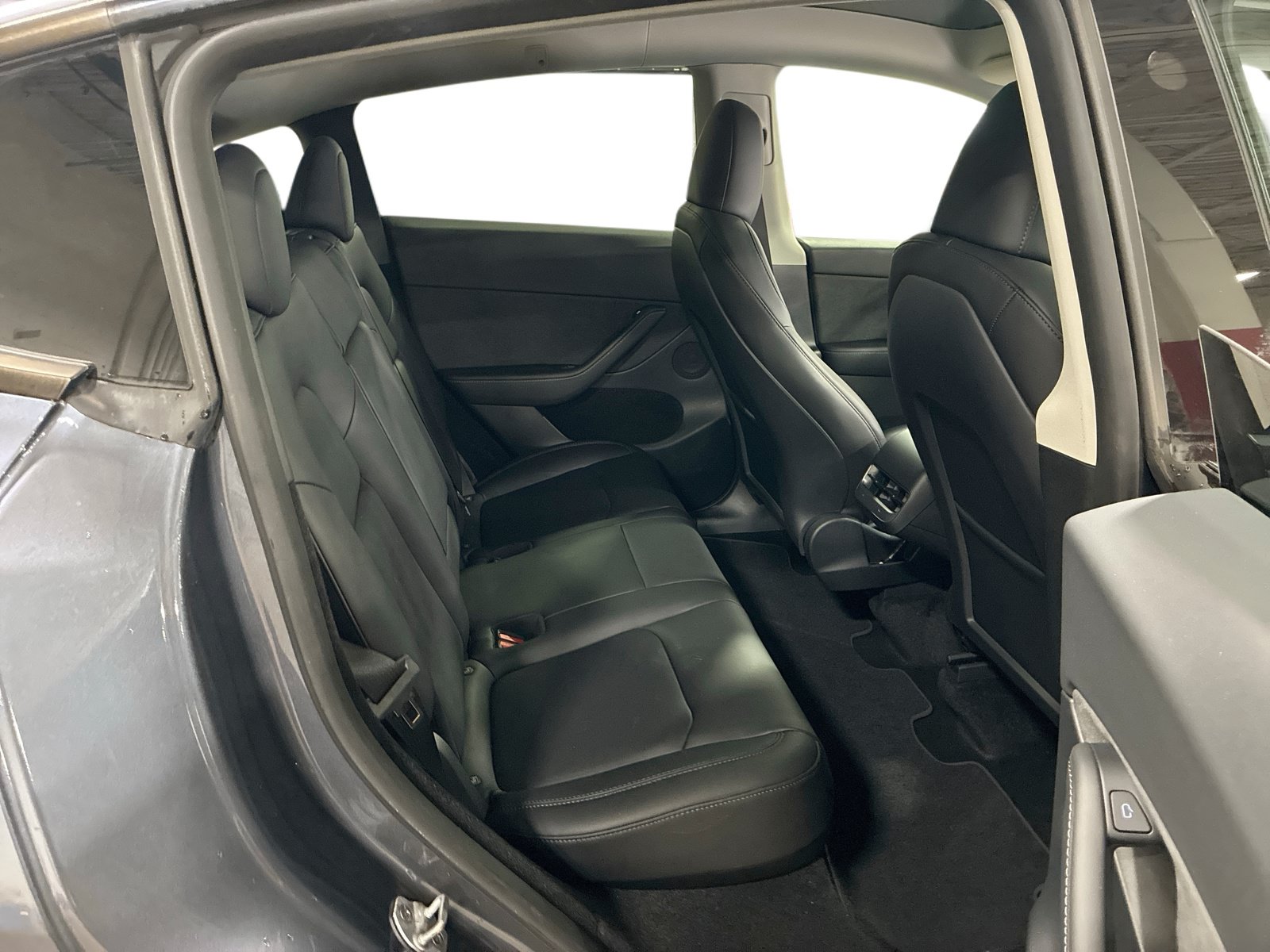 Certified 2023 Tesla Model Y Long Range AWD/4WD image 11