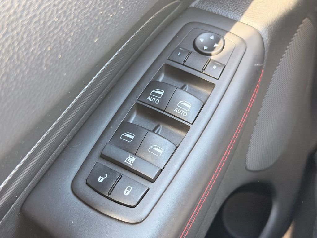 Used 2024 Dodge Durango GT AWD/4WD image 30