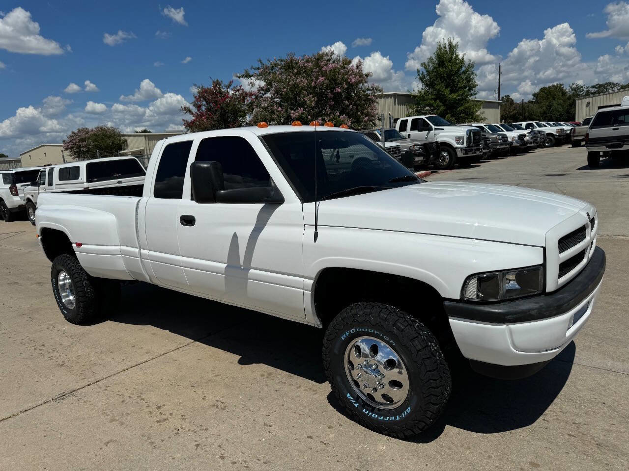Used 1998 Dodge Ram 3500 Truck 4x4 Quad Cab image 18