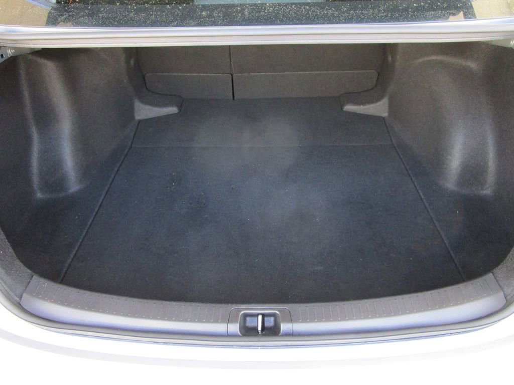 Used 2024 Toyota Corolla SE image 13