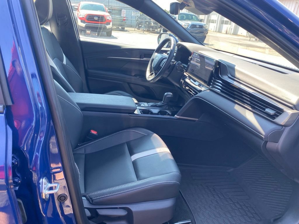 Used 2025 Toyota Camry SE w/ Multimedia Upgrade Package FWD image 17