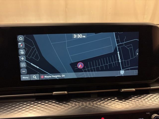 Used 2024 Kia Carnival SX Prestige FWD image 19