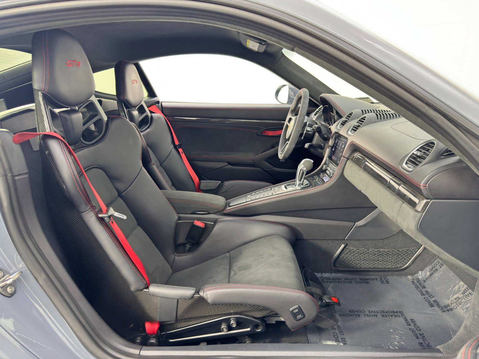 Used 2023 Porsche 718 Cayman GT4 image 15