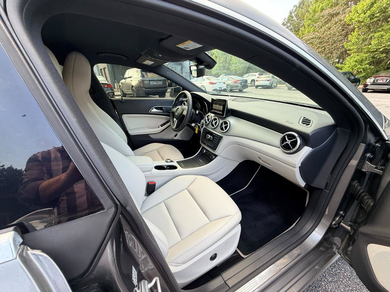 Used 2014 Mercedes-Benz CLA 250 image 15