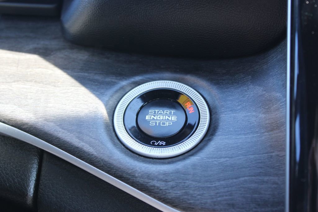 Used 2024 Jeep Grand Cherokee L Limited w/ Luxury Tech Group II image 45