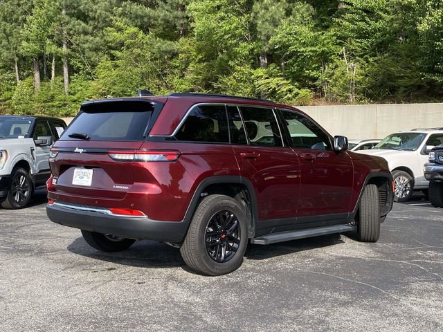 Used 2025 Jeep Grand Cherokee Laredo X w/ Luxury Tech Group I image 3