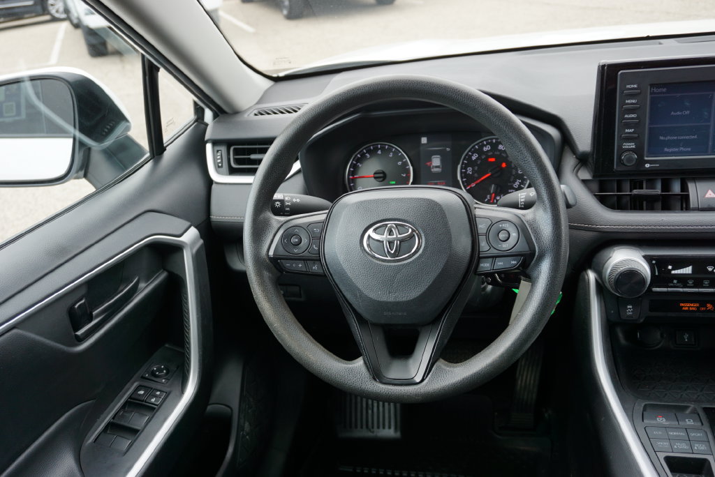 Used 2022 Toyota RAV4 LE AWD/4WD image 13