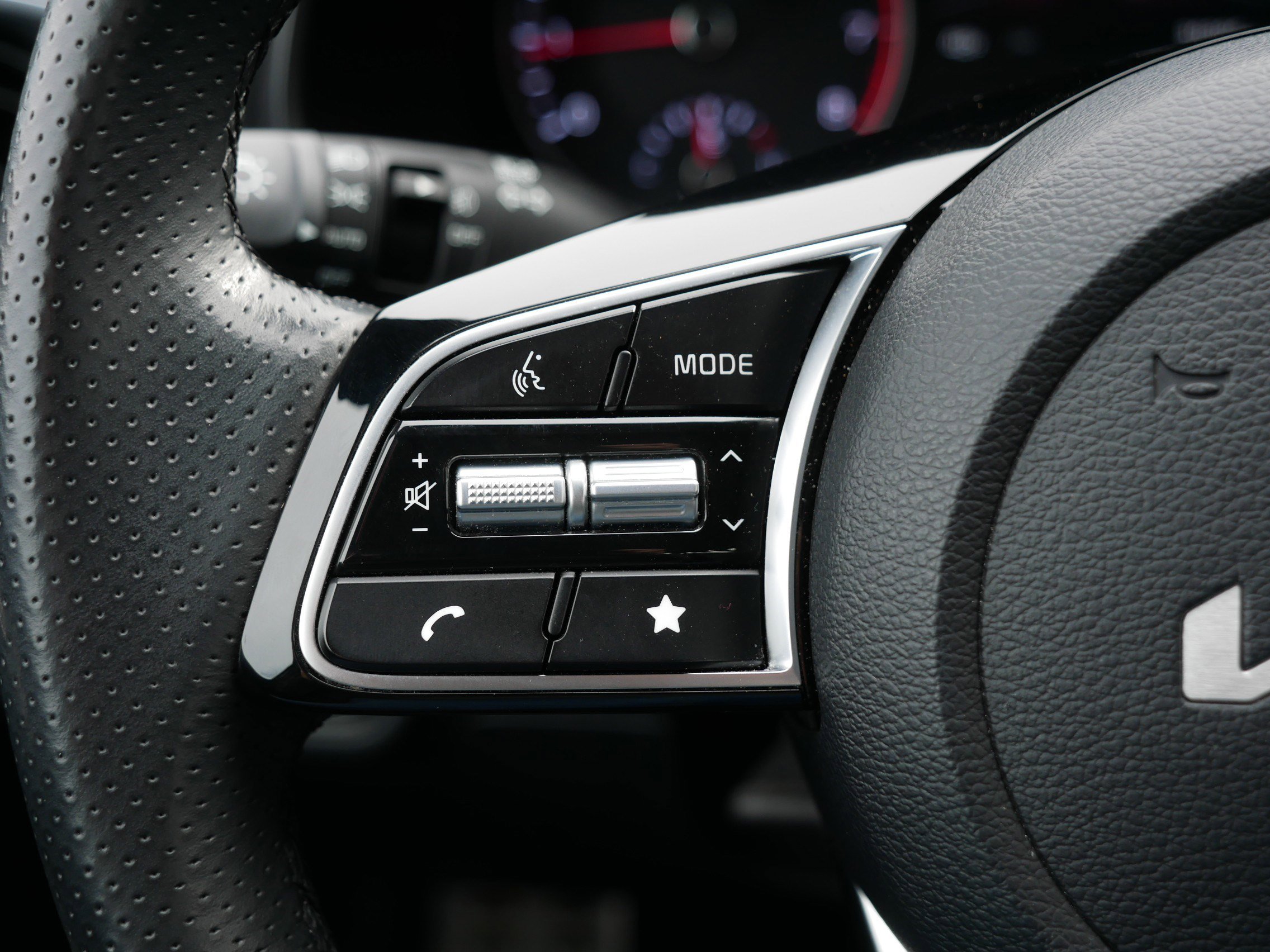 Certified 2024 Kia Forte GT-Line image 31