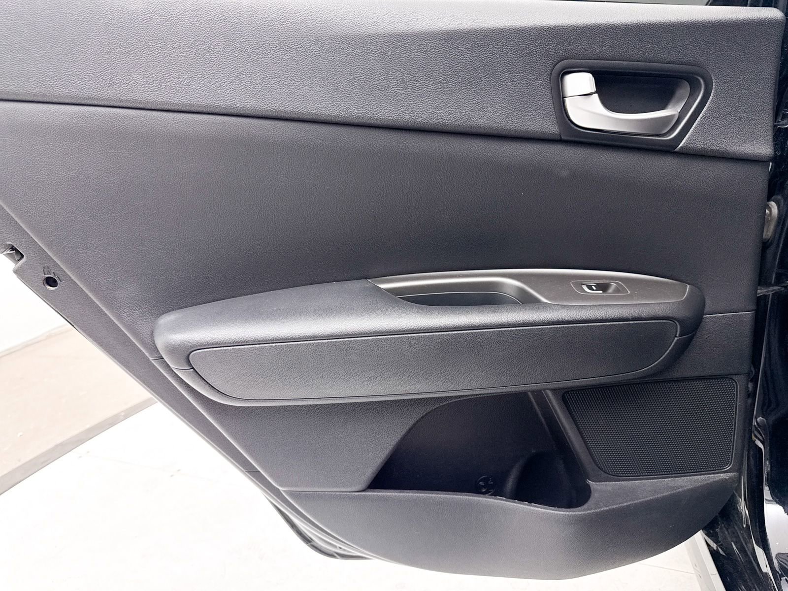 Used 2020 Kia Optima LX image 27