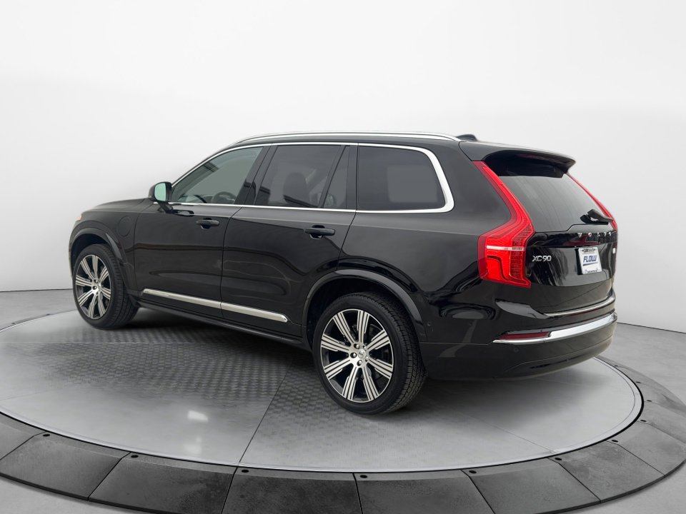Certified 2023 Volvo XC90 T8 Plus w/ Protection Package Premier image 5