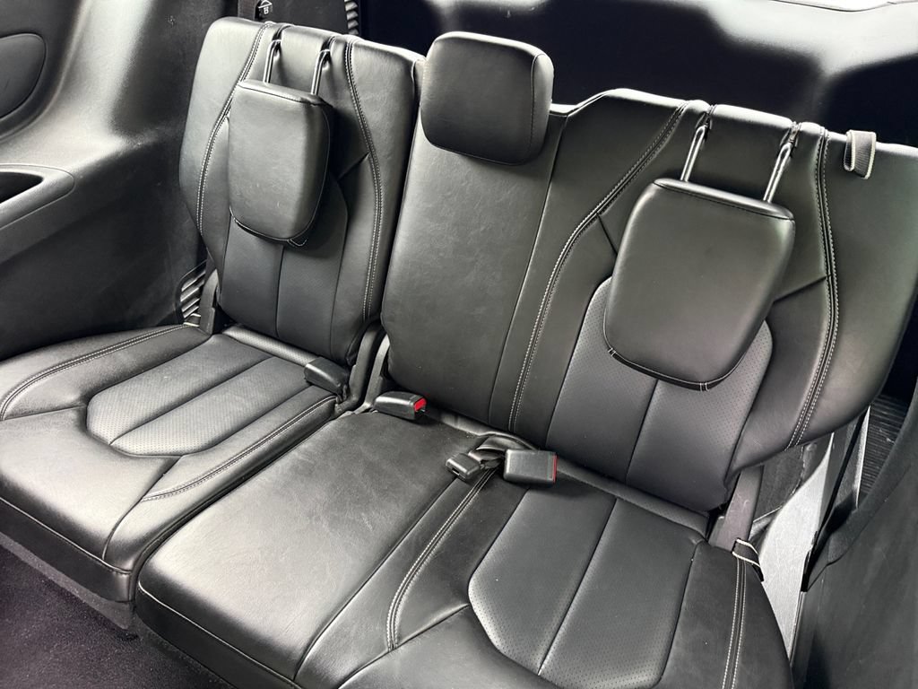 Used 2025 Chrysler Pacifica Select FWD image 15