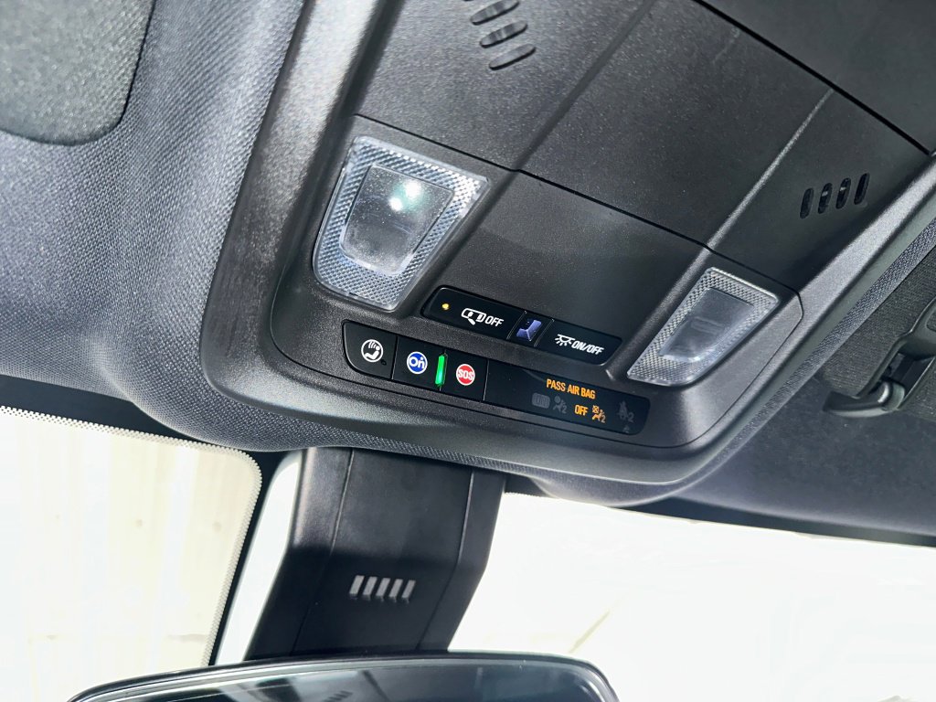 Used 2023 Chevrolet Equinox RS w/ RS Leather Package image 16