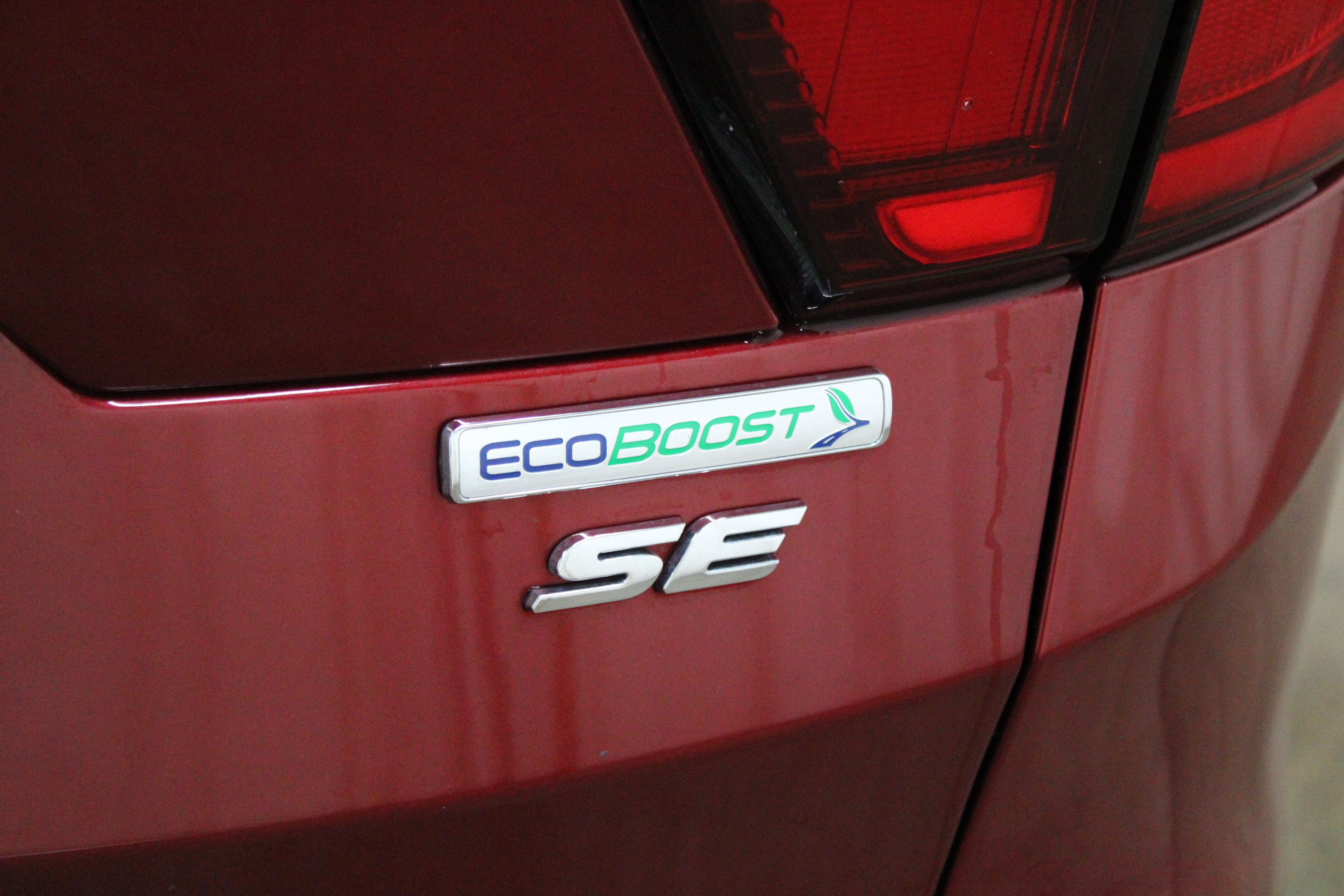 Used 2019 Ford Escape SE image 10