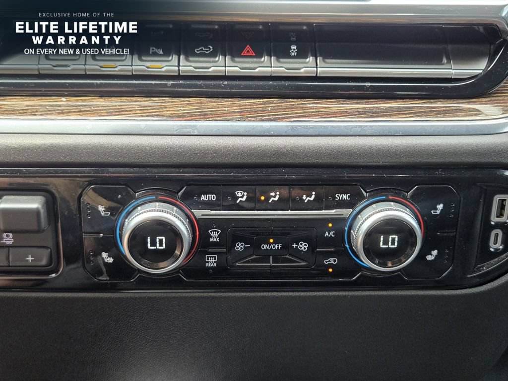 Used 2024 GMC Sierra 3500 SLE w/ SLE Value Package AWD/4WD image 19