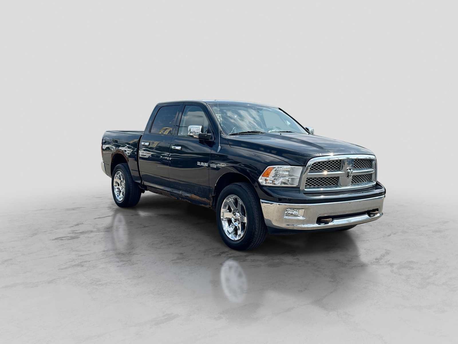 Used 2009 Dodge Ram 1500 Truck Laramie AWD/4WD image 8