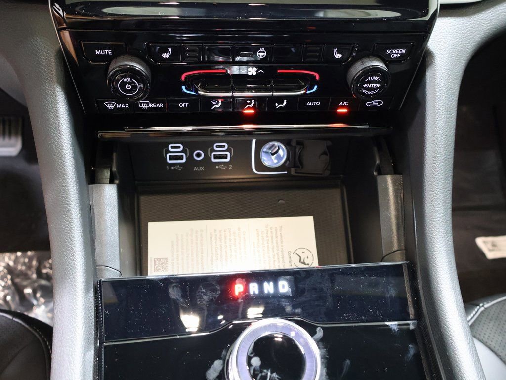 New 2025 Jeep Grand Cherokee L Altitude image 26
