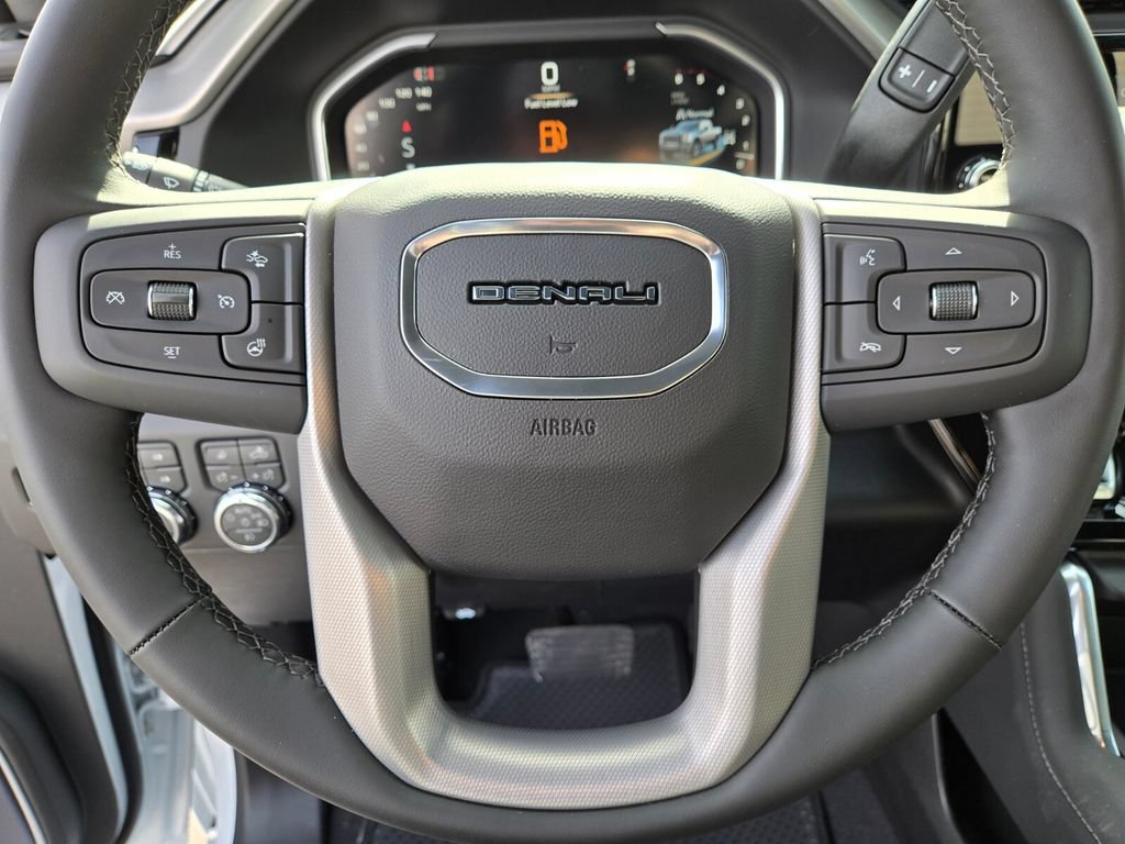 New 2026 GMC Sierra 2500 Denali w/ Denali Reserve Package AWD/4WD image 11