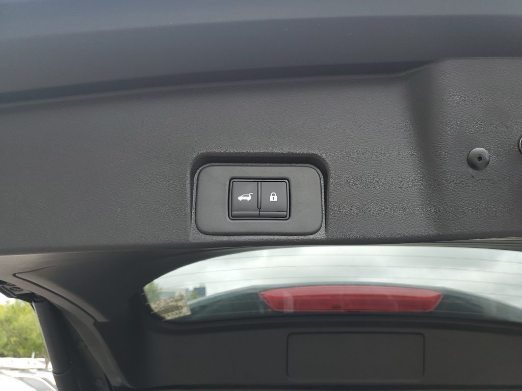 New 2026 Nissan Rogue Dark Armor FWD image 8