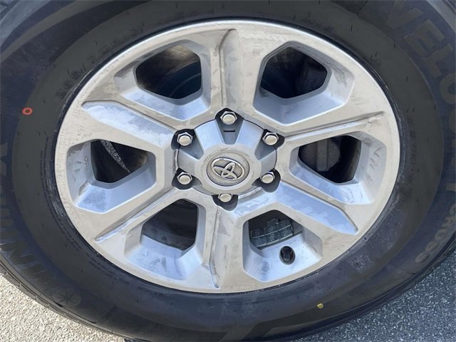 Used 2022 Toyota 4Runner SR5 image 9