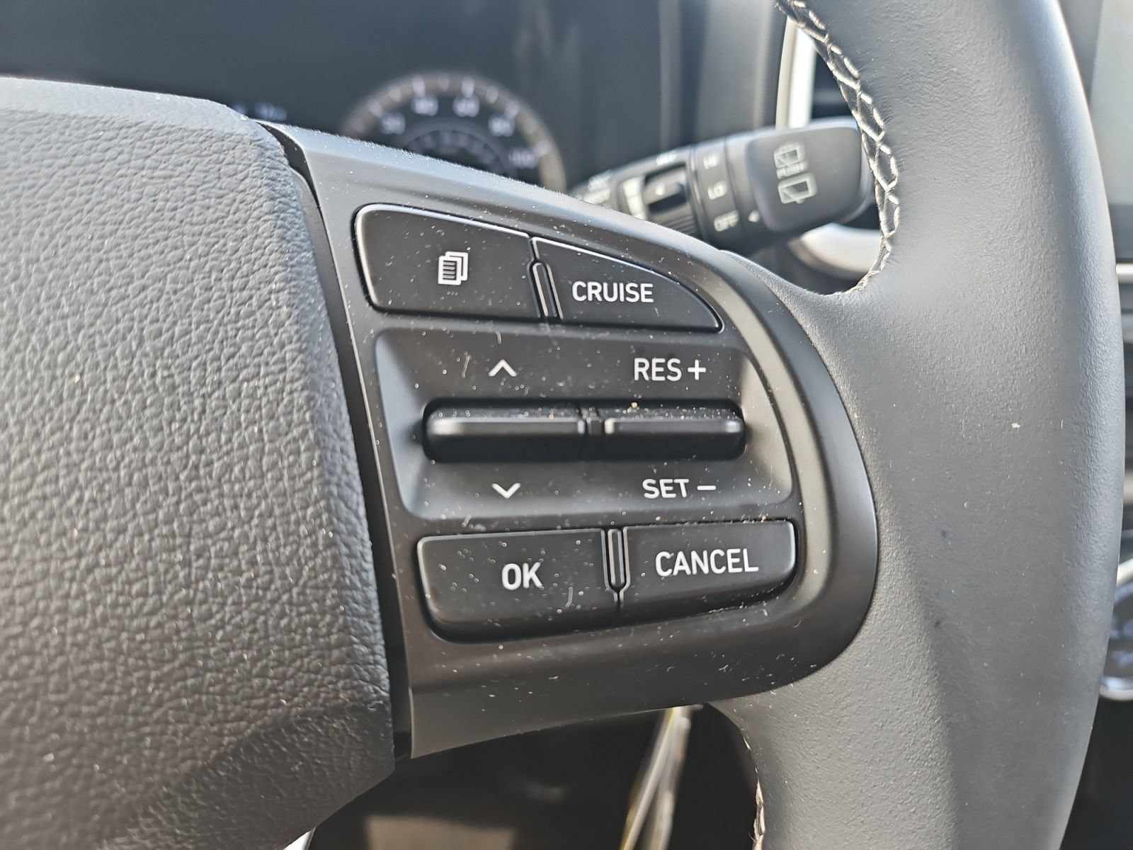 Used 2022 Hyundai Venue SEL FWD image 29