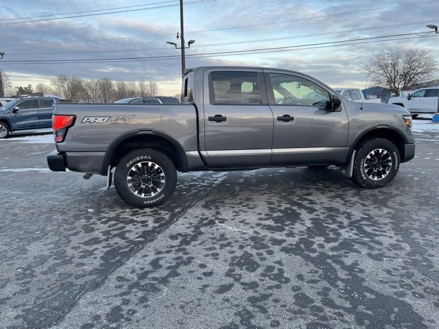 Used 2021 Nissan Titan PRO-4X image 5