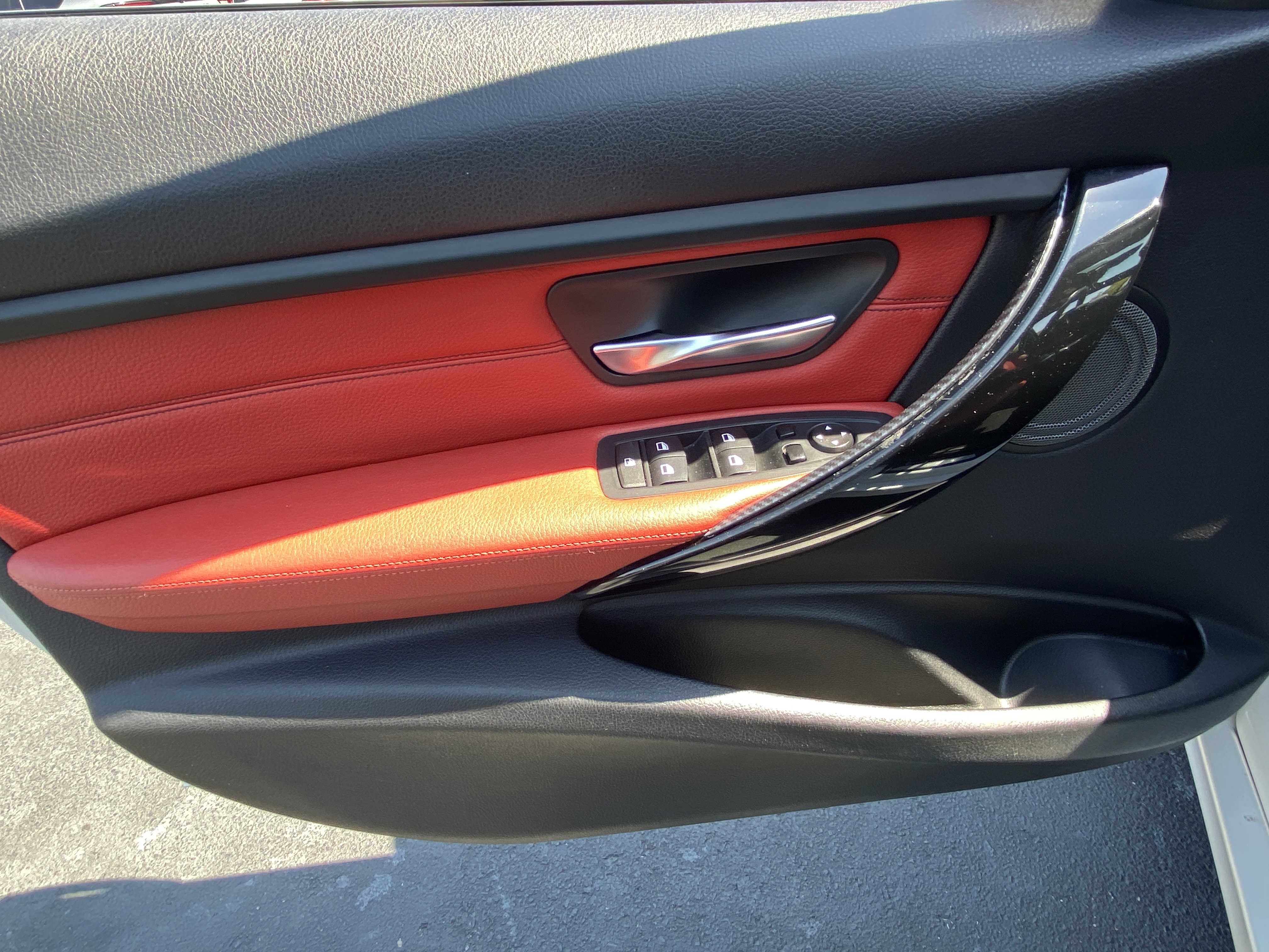 Used 2015 BMW 328i Sedan image 9