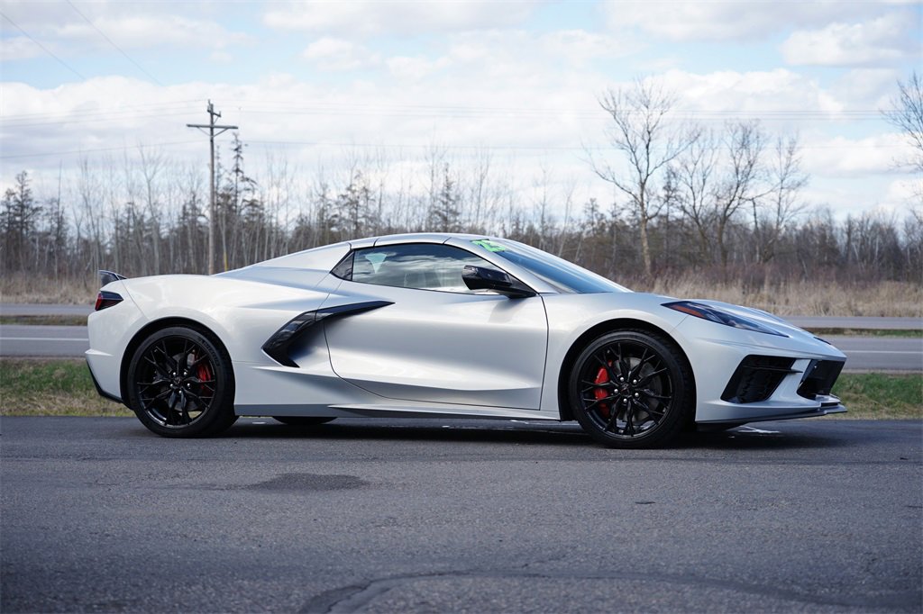Used 2023 Chevrolet Corvette Stingray Premium Conv w/ Z51 Performance Package image 2