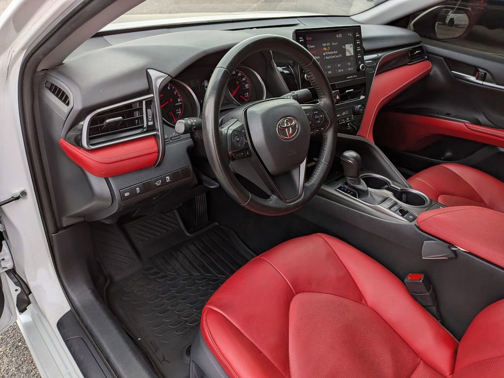 Used 2023 Toyota Camry XSE image 13