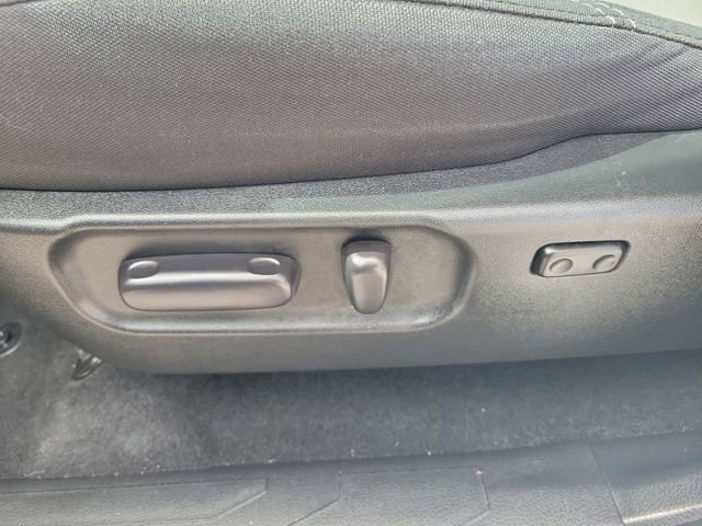 Used 2022 Toyota Tacoma TRD Off-Road w/ Technology Package image 20