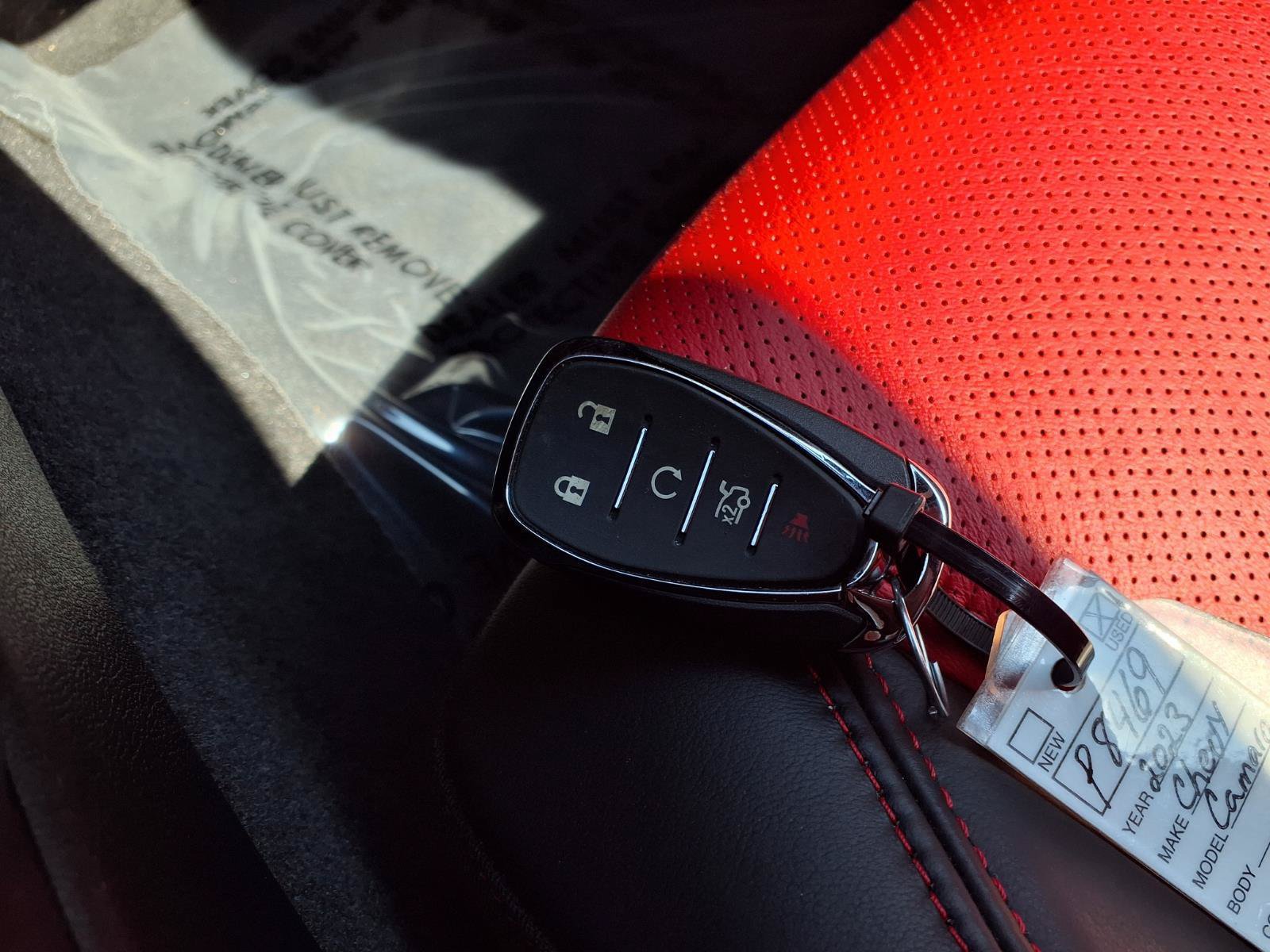 Used 2023 Chevrolet Camaro LT RWD image 18