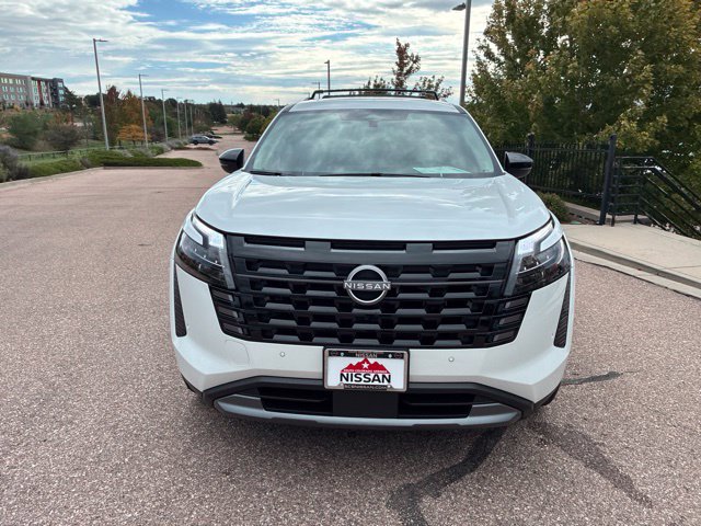 New 2026 Nissan Pathfinder Platinum AWD/4WD image 2