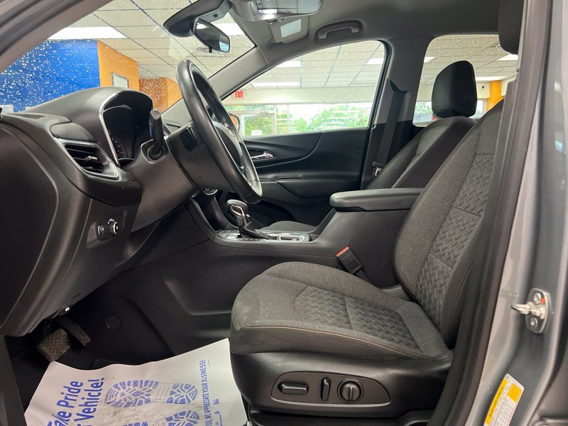 Used 2023 Chevrolet Equinox LT AWD/4WD image 18