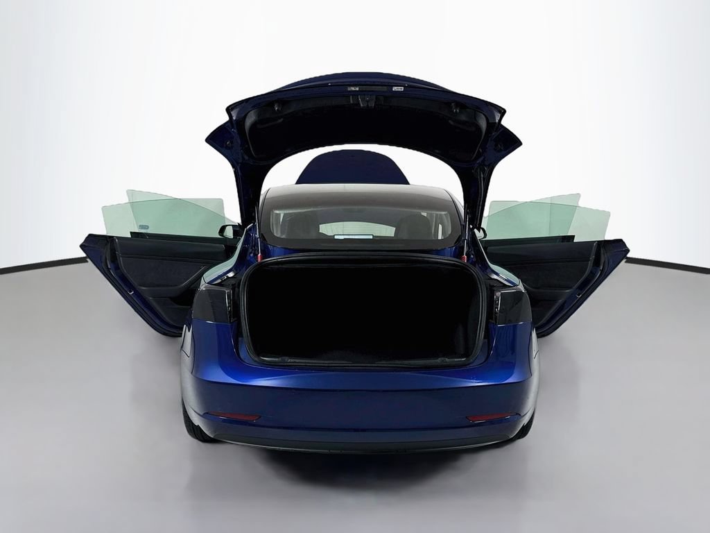 Used 2020 Tesla Model 3 Standard Range RWD image 29
