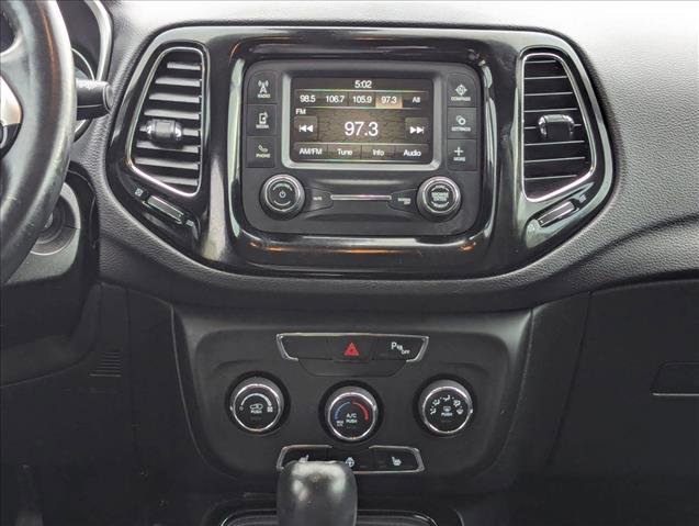 Used 2018 Jeep Compass Latitude image 14